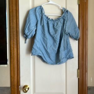 Beautiful blue top fall off the shoulder beautifully cute for summer